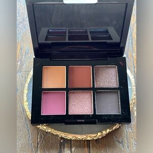 Beauty Vaulte Eyeshadow Regal Brand New Unused
